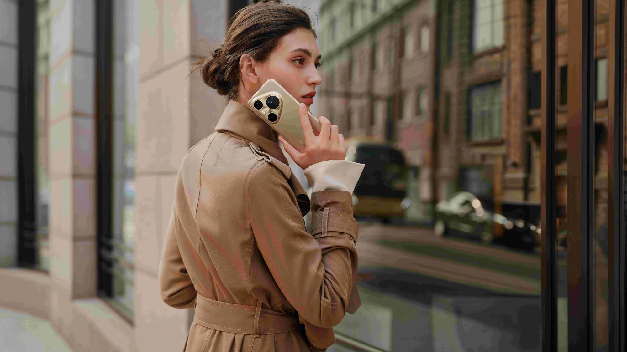 Il 2nd-Gen Crystal Armor Kunlun Glass aumenta la resistenza ai graffi di 16 volte e quella alle cadute di 25 volte