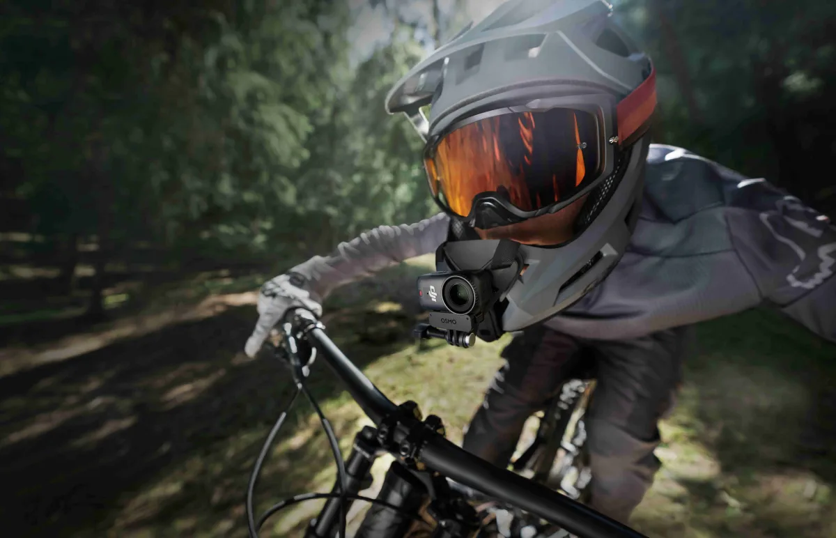 Osmo Nano, la nuova fotocamera indossabile ultraleggera di Dji