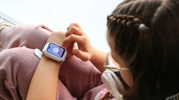 Ritardare l’introduzione dello smartphone con SaveFamily